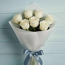 Букет 7 Белых роз Эдлесс Лав в Чистополе