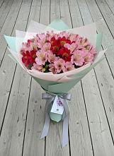 Букет цветов из:  Альстромерии в Чистополе