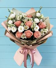 Букет цветов из:  Розы, Альстромерии и Лизиантусы #REPLACE_PRED# Чистополе