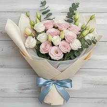 Букет цветов из:  Лизиантусы в Чистополе