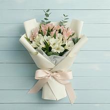 Букет цветов из:  Альстромерии в Чистополе