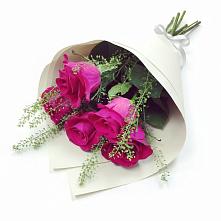 Букет цветов из:  Розы в Чистополе