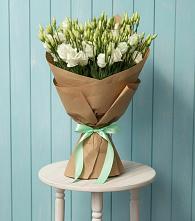 Букет цветов из:  Лизиантусы в Чистополе