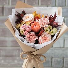 Букет цветов из:  Гвоздики, Хризантемы и Розы в Чистополе