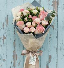 Букет цветов из:  Розы в Чистополе