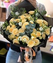 Букет цветов из:  Розы и Лизиантусы #REPLACE_PRED# Чистополе