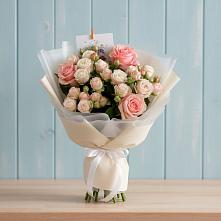 Букет цветов из:  Розы в Чистополе