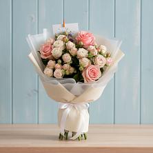 Букет цветов из:  Розы в Чистополе