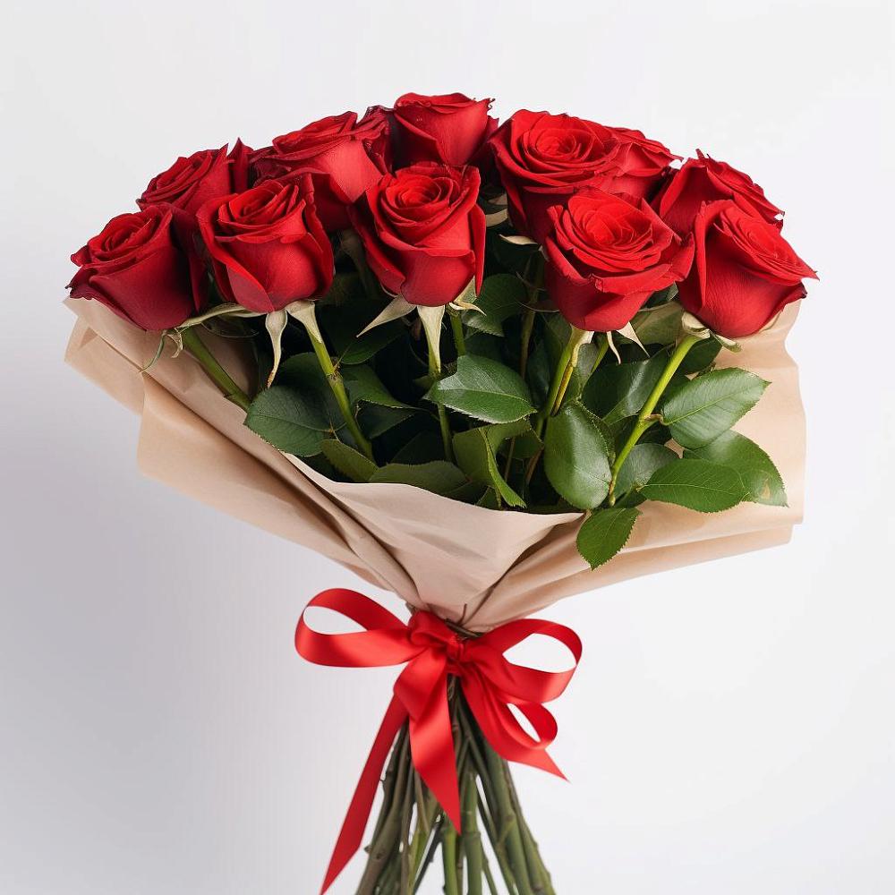 Букет 11 Красных роз Эдлесс Лав в Чистополе