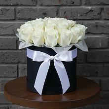 Цветочная композиция из Розы в шляпной коробке #REPLACE_PRED# Чистополе